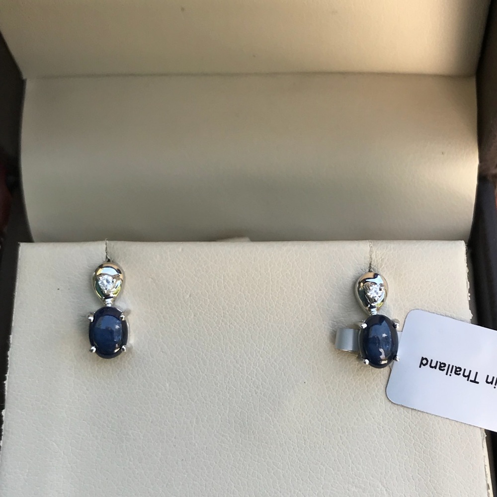 ❌Sold❌Blue Star Sapphire Earrings - Picture 4 of 8